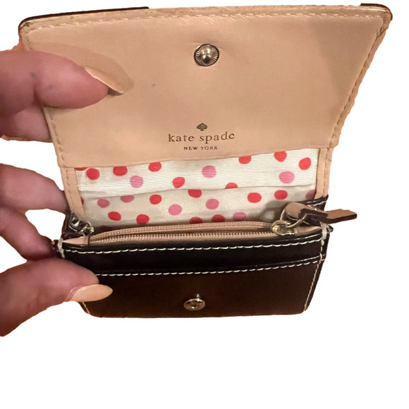 KATE SPADE ♠️ wallet - Picture 5 of 5